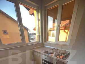 Apartament 2 camere decomandat ,  renovat complet zona 8 MAI — miniatura 1