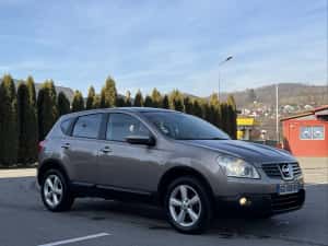 Vand Nissan Qashqai // 4x4 // Automat // Panoramic