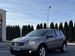 Vand Nissan Qashqai // 4x4 // Automat // Panoramic — miniatura 2