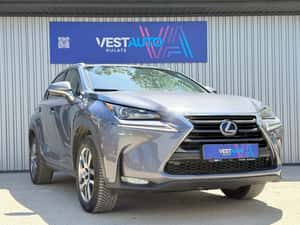 Lexus NX 300h Business Edition Hybrid — miniatura 2
