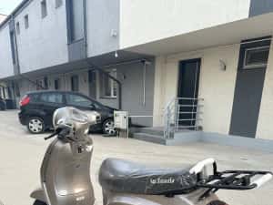 Inchiriere/Rent Scutere FARA PERMIS  GLOVO/BOLT/TAZZ — miniatura 5