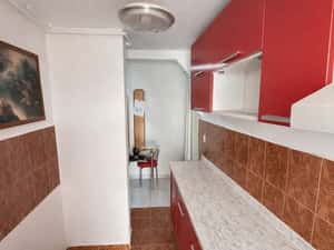 Apartament 3 camere, decomandat, etaj 1/4, mobilat, utilat, zona Astra — miniatura 6