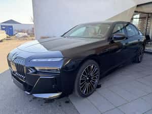 BMW 740 Berlină second-hand, 4.980 km, Diesel — miniatura 1