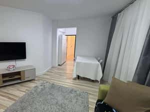 Inchiriez apartament 2 camere — miniatura 3