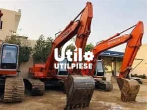 Dezmembrare Excavator Hitachi EX200LC EX200-2 EX200-3 EX200-5 EX210H