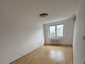 Drumul Taberei, 3 camere decomandat, renovat, etaj 6/8, vedere, sud — miniatura 5