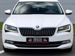 Vand Skoda Superb 2.0 TDI 2019 inmatriculata RO automata * LED * impecabila posibilitate rate / leasing / finantare — miniatura 2