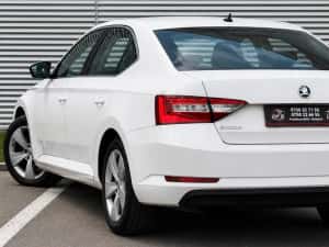 Vand Skoda Superb 2.0 TDI 2019 inmatriculata RO automata * LED * impecabila posibilitate rate / leasing / finantare — miniatura 8