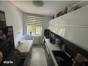 Apartament 2 camere Craiovei ,etaj 2/4 — miniatura 5