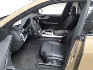 Audi Q8 2024 - Vehicul second-hand — miniatura 6