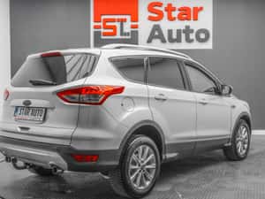 2016 Ford Kuga 2.0 TDCi 4x4 Aut. Cool & Connect 150 Cai — miniatura 6