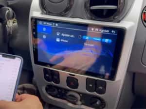 1-8GB Navigatie Android Dacia Logan Duster 9 inch - Carplay Wifi QLED — miniatura 3