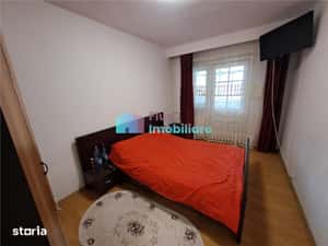 Apartament cu 3 camere decomandat parter inalt George Enescu — miniatura 6