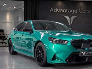 BMW M5 Sedan G90 Plug-in Hybrid – 727 CP – Configurație Full Carbon — miniatura 4