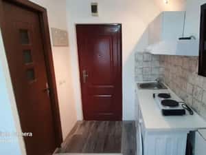 Proprietar inchiriez garsoniera zona Lipovei — miniatura 6