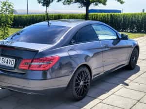 Mercedes E class Coupe / 2.2 Diesel / Automat — miniatura 3