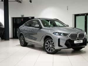 BMW X6 cu dotări complete