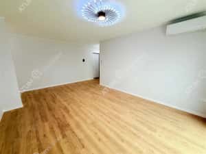 Apartament la cheie cu 3 camere si balcon zona Pictor Brana Selimbar — miniatura 6