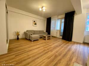 Apartament cu 2 camere in Militari Residence cu centrala proprie si AC