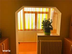 Apartament decomandat 3 camere etaj intermediar Vasile Aaron — miniatura 6