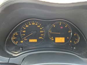 Toyota  avensis combi — miniatura 8