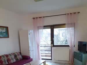 Proprietar inchiriez apartament pe Calea Martirilor — miniatura 3