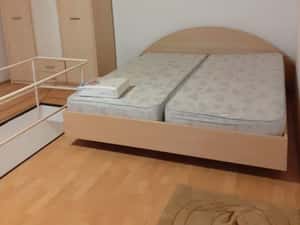 Proprietar inchiriez apartament pe Calea Martirilor — miniatura 4