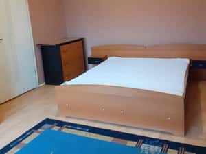 Proprietar inchiriez apartament pe Calea Martirilor — miniatura 6