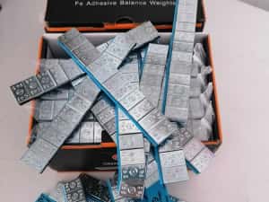 Plumbi adezivi extra banda albastra 60gr calitatea 1