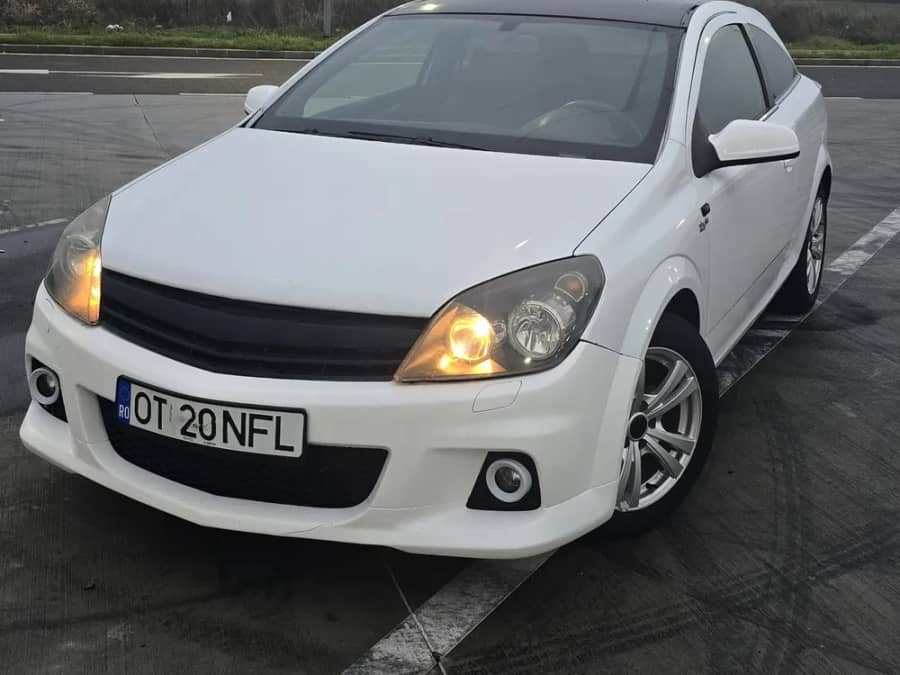 Vand / Schimb Opel Astra H GTC 2010 — fotografie 1 din 10
