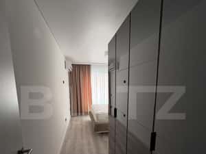 Apartament 3 camere, 2 bai, parcare, zona UMF — miniatura 5
