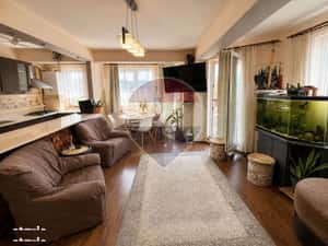 Apartament 2 camere cu 2 balcoane si parcare subterana, Str. Eroilor — miniatura 3