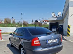 Skoda Octavia 1.9 BXE 2008 — miniatura 3