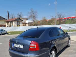 Skoda Octavia 1.9 BXE 2008 — miniatura 4