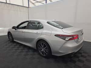 Toyota Camry Automată 178 HP Hibrid (B/E) — miniatura 4