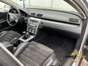 Grila bara fata centru 3C0853677 Volkswagen VW Passat B6 [2005 - 2010 — miniatura 6