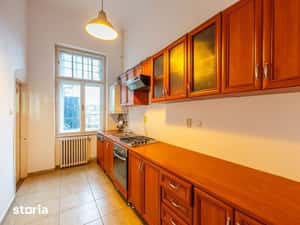 Apartament nemobilat, 3 camere, etaj 1, Bld.Revoluției — miniatura 6