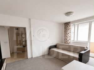 Apartament cu 2 camere Aleea Bizusa Iulius Mall etaj intermediar