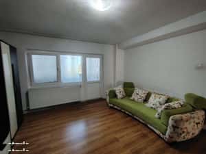 Grabeste-te!!! 2 Camere decomandate et. 1 - zona spitalul Judetean. — miniatura 3