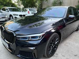 BMW 740 Berlină 2021, 127800 km, Diesel — miniatura 4