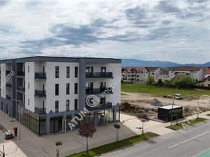 Apartament 3 camere 2 bai si balcon la etajul 1 in Selimbar zona Brana — miniatura 6
