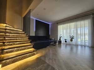 Gradina amenajata. Mobilat si utilat. Zona linistita — miniatura 1