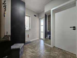 Gradina amenajata. Mobilat si utilat. Zona linistita — miniatura 6