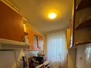 cv 199 Victoriei zona RFN Apartament cu 2 camere Decomandat ! — miniatura 6