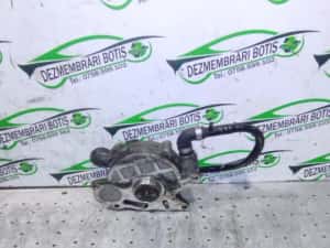 Pompa Vacuum 03L 145 100F Audi A4 B8/8K seria Sedan 4-usi 2.0 TDI MT — miniatura 5