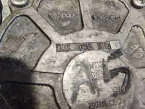 Pompa Vacuum 03L 145 100F Audi A4 B8/8K seria Sedan 4-usi 2.0 TDI MT — miniatura 9