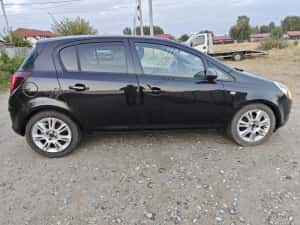 Opel Corsa D 2010 1.4i Benzină Euro 5 — miniatura 4