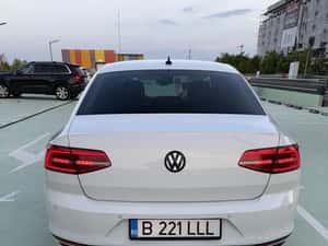 Volkswagen Passat Automată 239 HP Diesel — miniatura 6