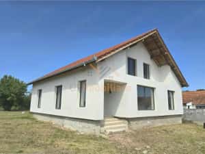 CASA 4 CAMERE | 3 BAI | SAT.CHISTAG | BIHOR