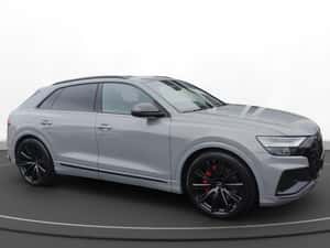 Audi SQ8 Automată 507 HP Benzină